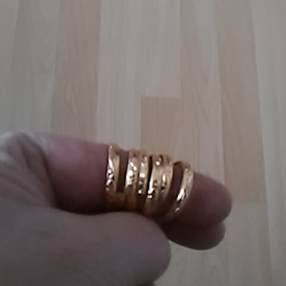 💲1⃣▶▶Delicate Gold Stackable Rings - 6-Piece Set - Picture 3 of 7